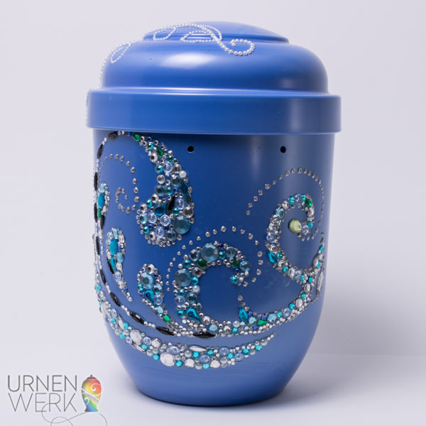 Bio Urne "Wave" mit Wellen aus Strasssteinen - mehrfarbig - Urne Bio Urne mit Wellen Strasssein Design in Klarglar blau und weiss